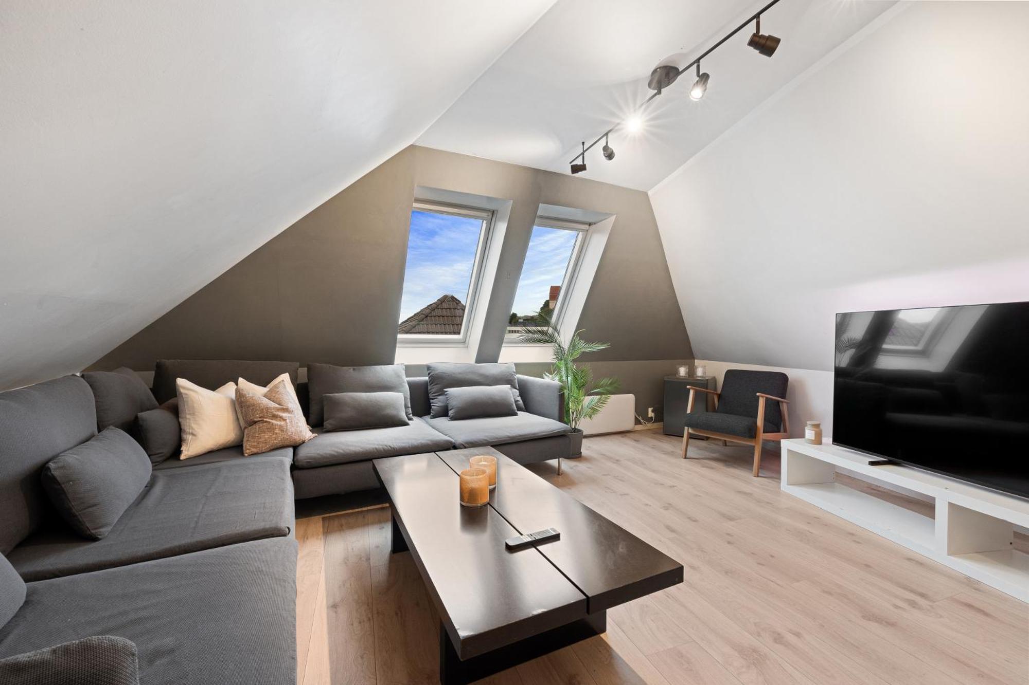 Apartamento 100Sqm 5Br Behind Bryggen - King Beds - Family Friendly Bergen Exterior foto