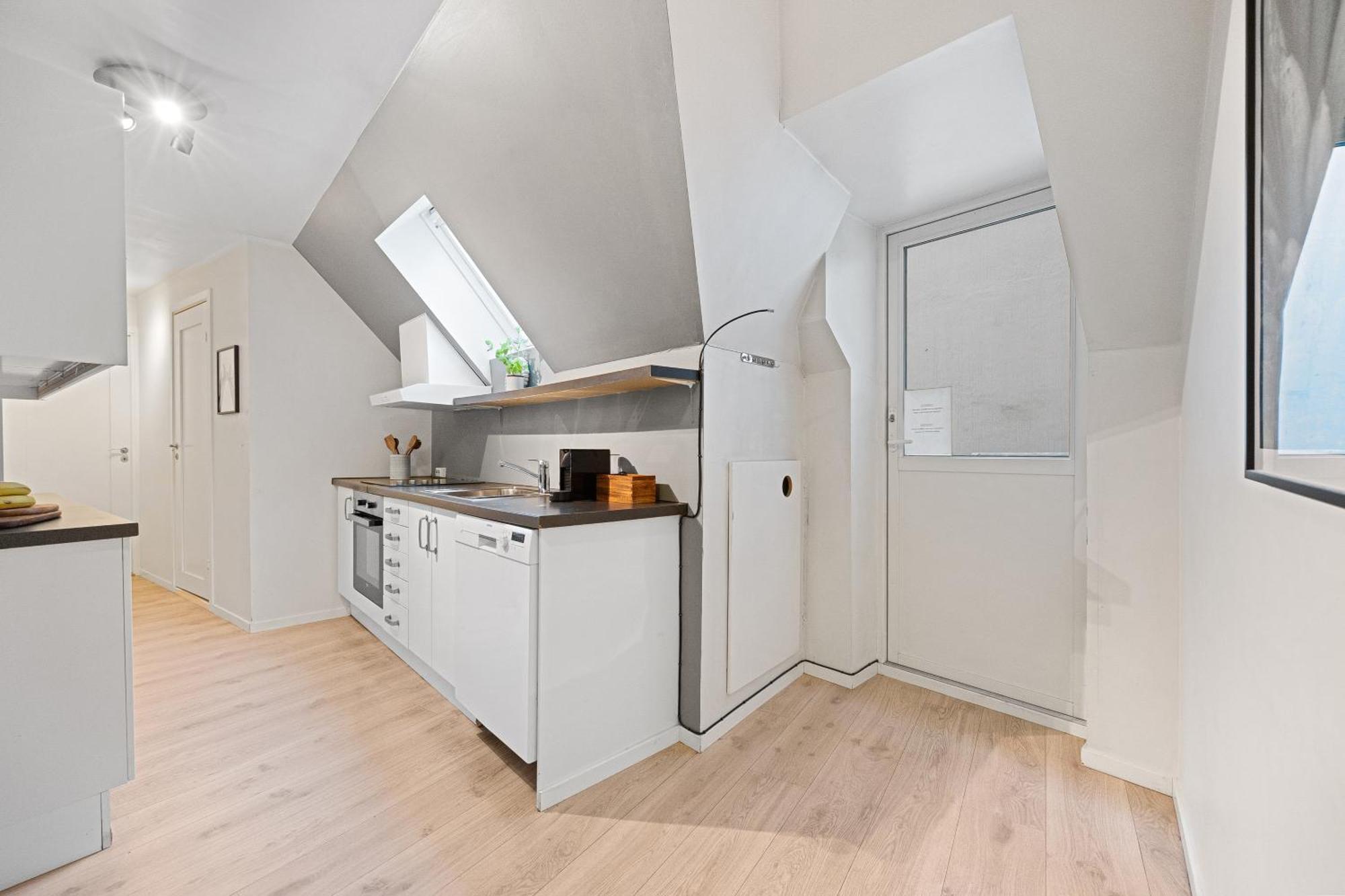 Apartamento 100Sqm 5Br Behind Bryggen - King Beds - Family Friendly Bergen Exterior foto