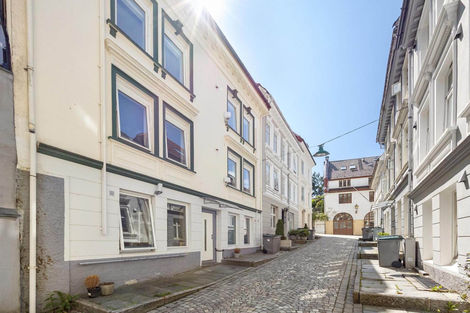 Apartamento 100Sqm 5Br Behind Bryggen - King Beds - Family Friendly Bergen Exterior foto
