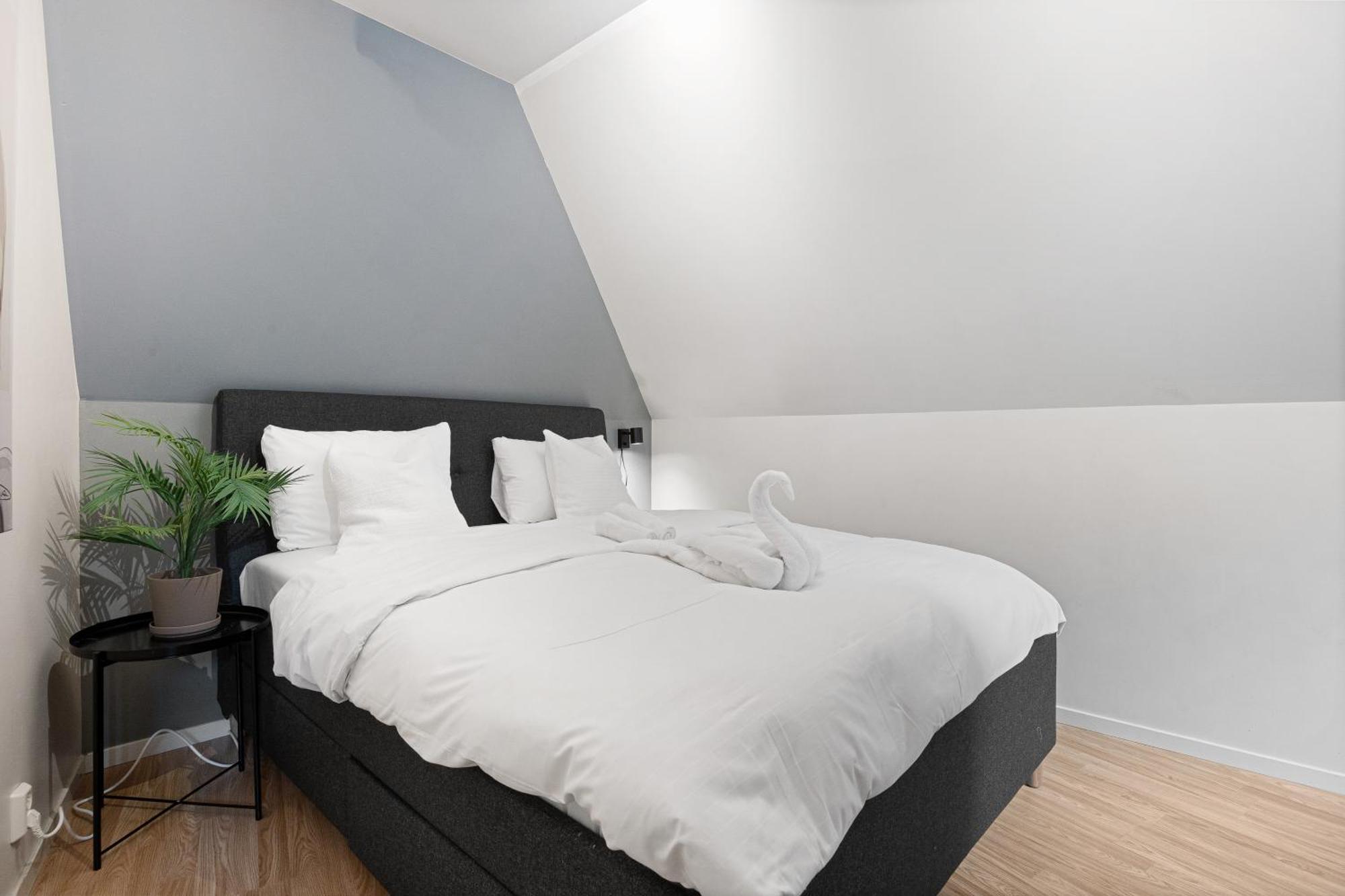 Apartamento 100Sqm 5Br Behind Bryggen - King Beds - Family Friendly Bergen Exterior foto
